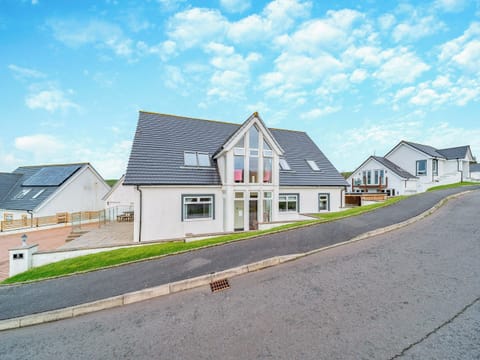 Exquisitely presented detached holiday home | 8 Military Drive - Military Drive, Portpatrick, near Stranraer