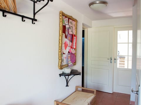 Entrance / Reception