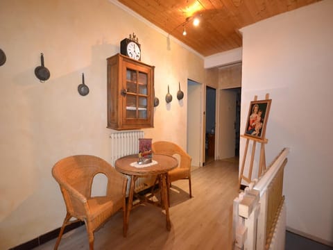 Entrance / Reception