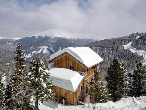 Holiday Home Exterior [winter]