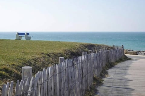 Surroundings [summer] (1-5 km)