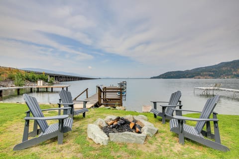 Waterfront Yard | Fire Pit | Dock