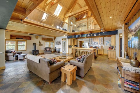 Living Room | Kitchen | Dining Area | 1st Floor