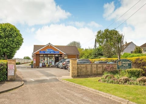 Seadown Park, Charmouth