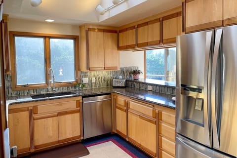 Plenty of room for meal prep.