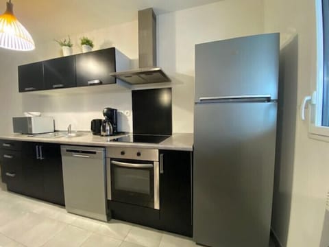 Fridge, microwave, oven, dishwasher