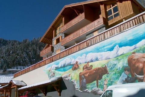 Holiday Home Exterior [winter]