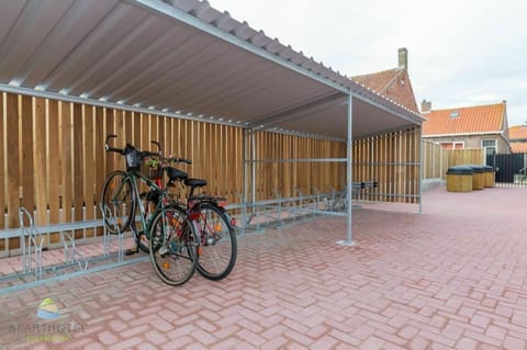 Immediate Surroundings [summer] (<1 km)