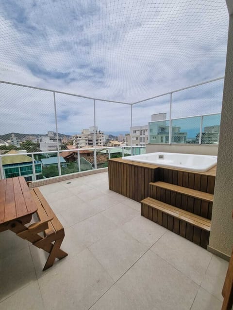 Indoor spa tub