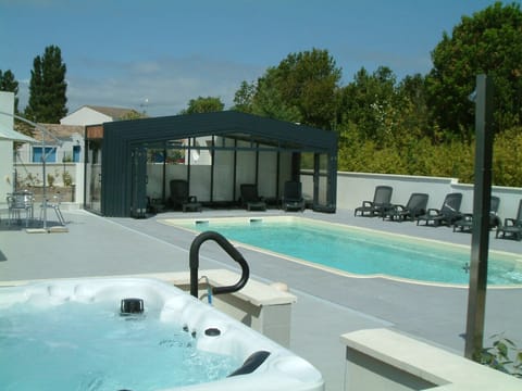 Indoor pool, outdoor pool