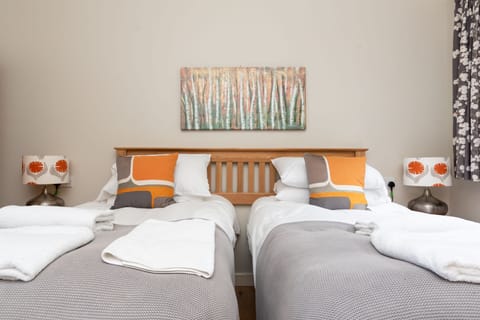 2nd bedroom with twin beds, can be made up as Super King bed on request