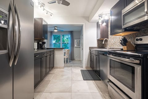 Fully equipped kitchen