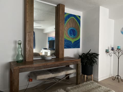 Plenty of room to write your post cards and notes