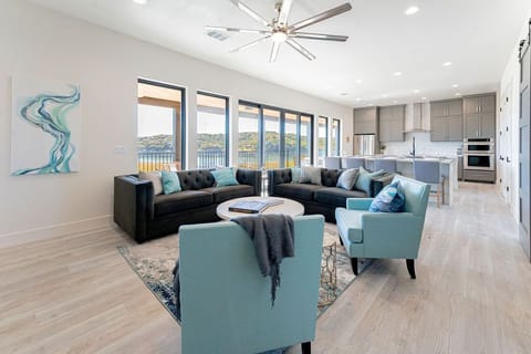 Spacious Living Room - Walker Luxury Vacation Rentals