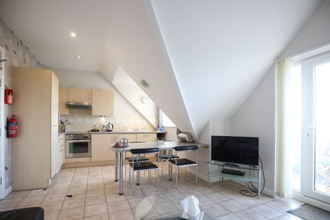 Kitchen Diner Starlight Suite