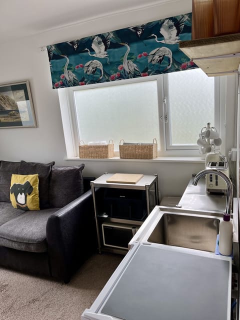 Well equipped kitchenette.