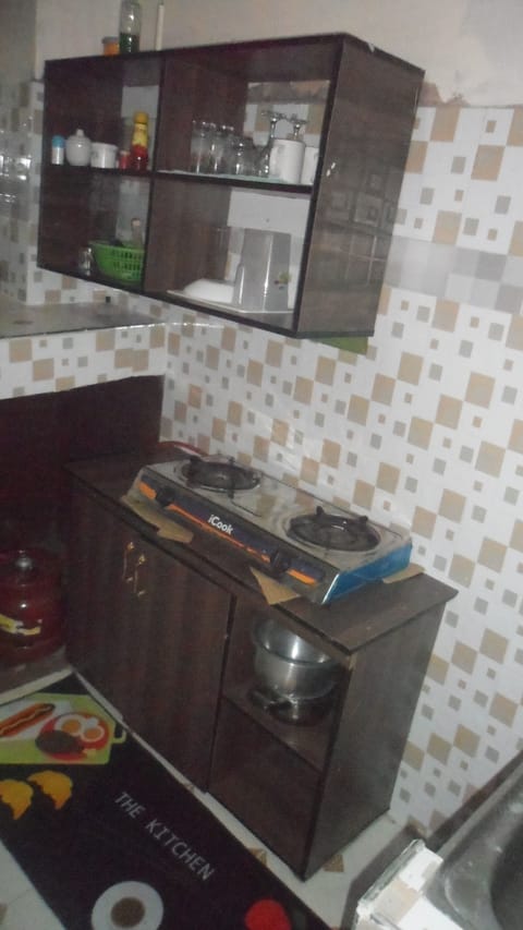 Fridge, microwave, stovetop, electric kettle