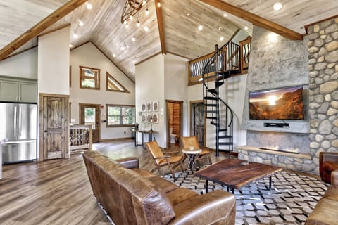 Extremely Spacious at over 4800 sqft!