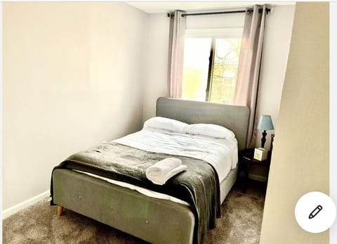 3 bedrooms, in-room safe, iron/ironing board, free WiFi