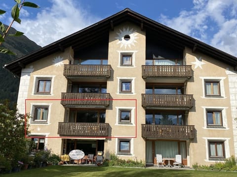 Chesa BurdunVia Charels Sur 6