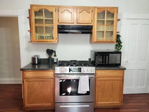 Updated appliances to heat or reheat your meals.