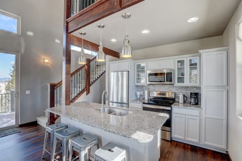 Fully stocked kitchen