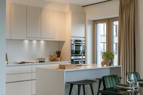 Modern and fully equipped kitchen area