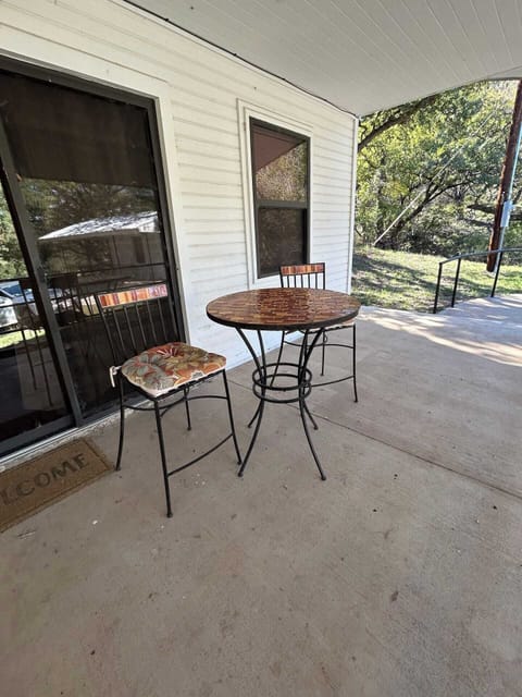 Morning coffee on the porch, anyone?