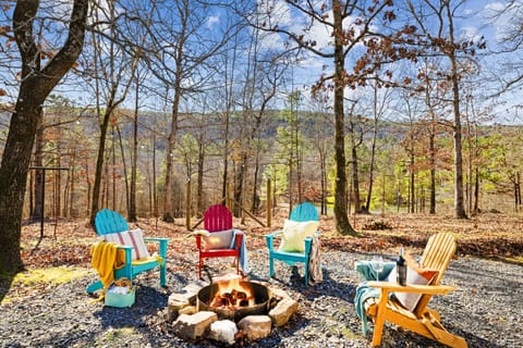 Beautiful view of Kiamichi mountains and the Little Mountain from back yard