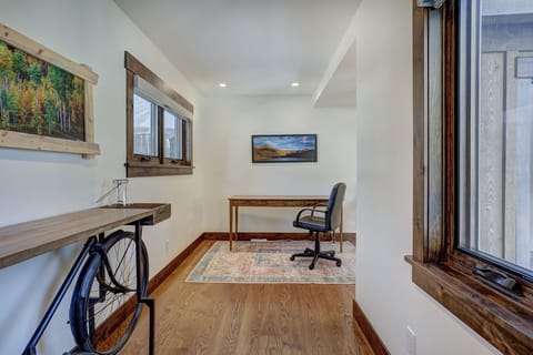 Upstairs work station