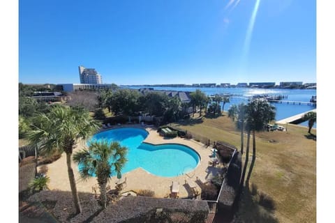 Pool | Outdoor pool