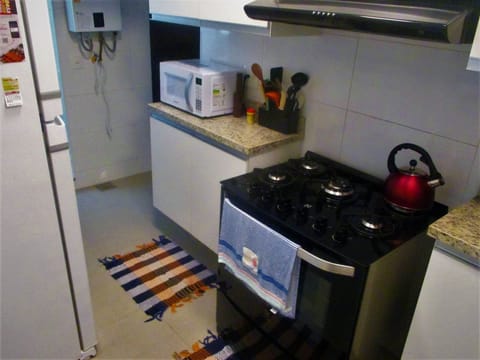 Fridge, microwave, oven, coffee/tea maker