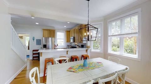 Dining room opens up to kitchen