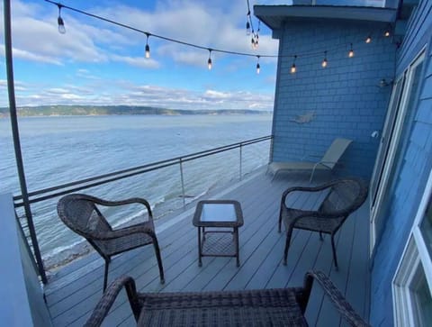 The Eagle's Nest Balcony