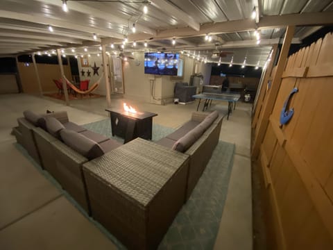 Your private patio to watch tv by the fire,  sit in the spa, or play ping pong 