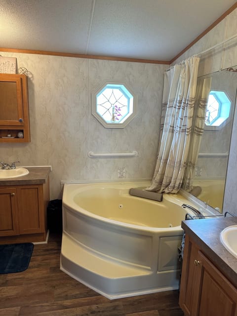 Jetted tub, towels, soap, toilet paper