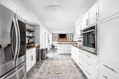 Filtered water and ice available from the fridge.