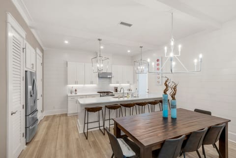 Dining table plus eat-in bar seating