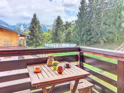 Wood, Porch, Hardwood, Wood Stain, Plank, Deck, Balcony, Larch, Eco Hotel, Outdoor Furniture