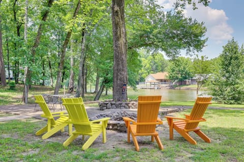 Hot Springs Vacation Rental | 2BR | 2BA | 1,344 Sq Ft | Step-Free Access