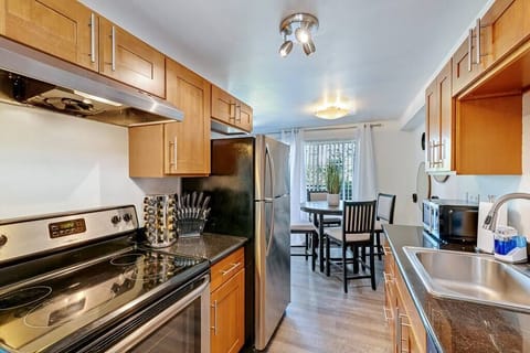 Kitchen is set up and ready for use!