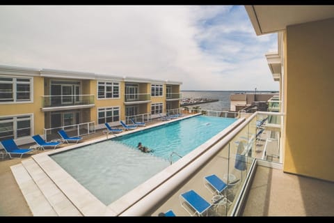 Indoor pool, outdoor pool