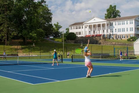 Tennis and pickleball courts