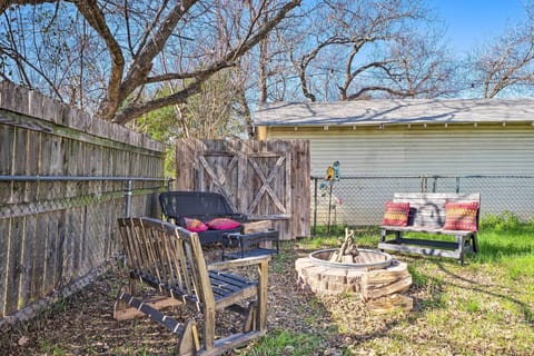 Fenced-In Yard | Fire Pit | Yard Games | Gas Grill
