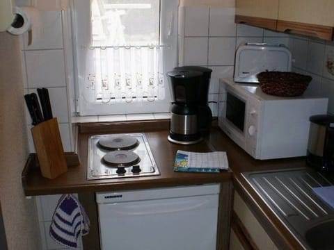 Fridge, microwave, toaster