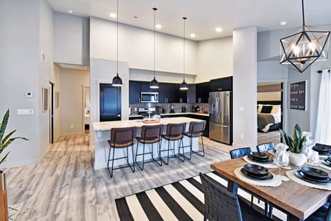 Open concept kitchen/dining