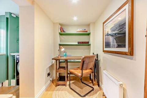 Rose Cottage Study - StayCotswold