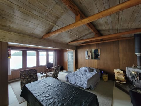 Historical cabin on Big Lake with Lake access, shared dock with private deck Cabin in Big Lake