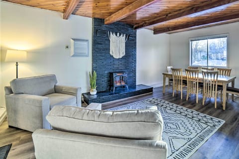 Reno Vacation Rental | 4BR | 2BA | 1,428 Sq Ft | 1 Step Required