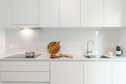 Fully equipped and modern kitchen